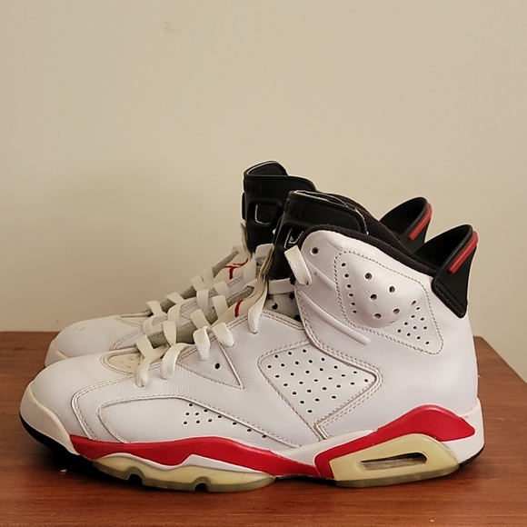 Nike Air Jordan VI Retro 6 Sz 8 - Picture 3 of 7